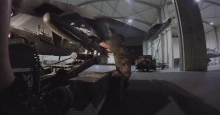 Francja bombarduje Ar-Rakkę, stolicę samozwańczego Państwa Islamskiego
