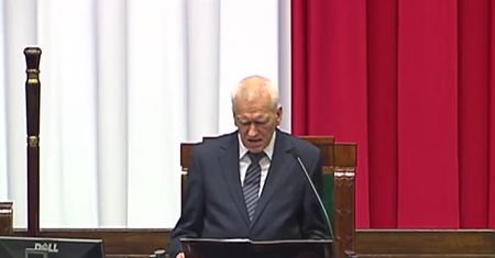 Duda śpiewa hymn na inauguracji nowego Sejmu
