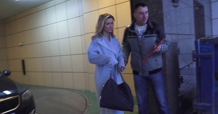 Krupa w szlafroku (?) wychodzi z "Dzień Dobry TVN": "Moja słodka cipeczka!"