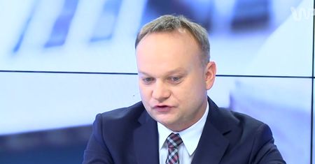 #dziejesienazywo: Co drogi dolar oznacza dla zwykłego Polaka?