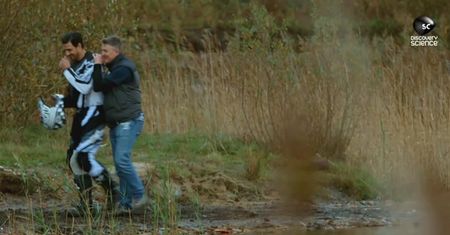 Przejechał kilkadziesiąt metrów po tafli jeziora