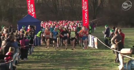 Z brodą, bez brody, w pełnym stroju albo w towarzystwie elfów. Mikołaje ścigali się na 10 km