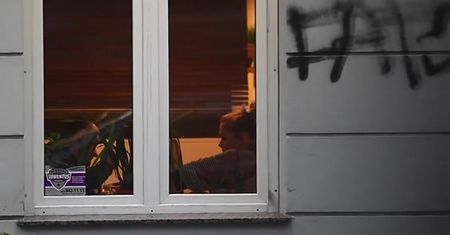 Daria Widawska na spacerze z mężem i dzieckiem