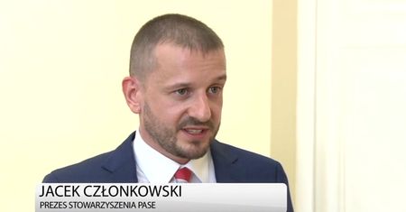Dzieci nie uczą się języków obcych