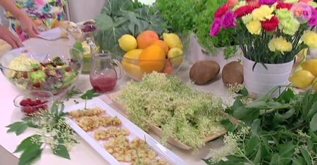 Przepis na panierowane kwiaty czarnego bzu