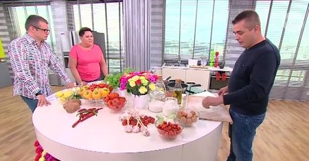 Jak zrobić domowy makaron?