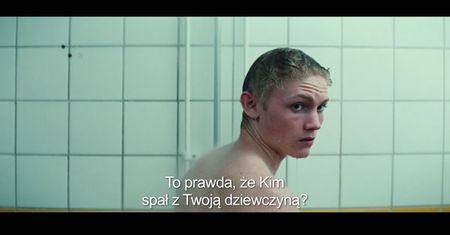 Intruz (2015)