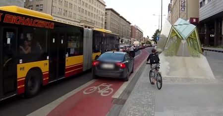 Skandaliczy manewr kierowcy volvo