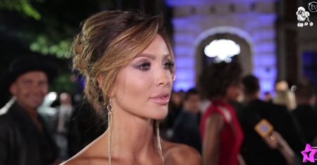 "Silikony są teraz innej generacji. Mojego biustu nie da się pomniejszyć"