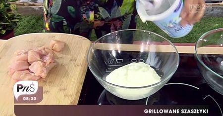 Kurczak i warzywa w jogurtowej marynacie