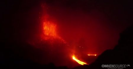 Indonezyjski wulkan uziemił samoloty