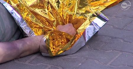 Ponad dwie godziny czekali na karetkę