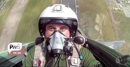 Polski pilot Adrian Rojek o pasji do lotnictwa