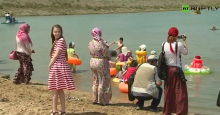 Plaża tylko dla kobiet. Od mężczyzn odgradza ją wysoki płot