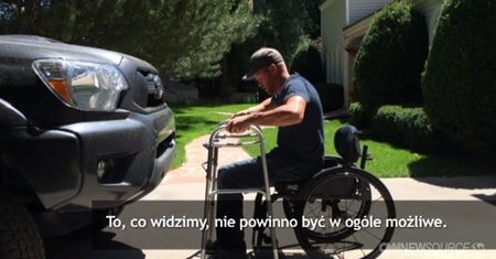 Sparaliżowani mężczyźni potrafią wstać
