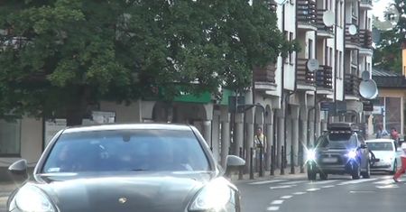 Żebraczka atakuje auto Rutkowskiego: wywieś blachę i ją wyprowadź