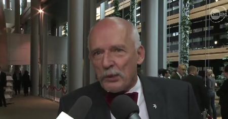 Korwin-Mikke stracił immunitet za spoliczkowanie Boniego