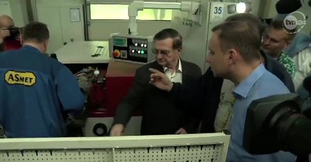 Duda: Komorowski pyta "co ja mogę zrobić?"