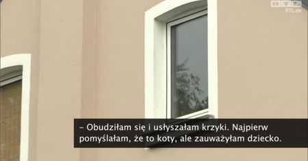 Matka wyrzuciła z drugiego piętra trójkę dzieci