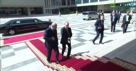 Putin nie dosypia. Oto co nagrała kamera w Mińsku