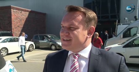 Poseł nazwał Wałęsę "bydlakiem" i wyzwał "na solo". "To było głupie. Przepraszam"