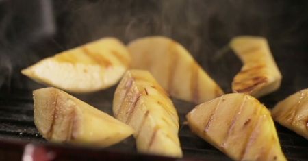 #mniammniam Sałatka z grillowanymi gruszkami