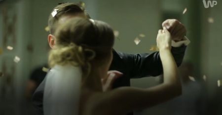 Najbardziej przerażające tradycje nocy poślubnej