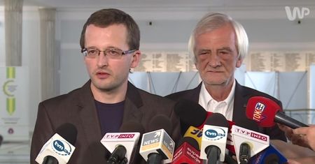 Pracownik biura PiS tłumaczy się z bójki w Sejmie