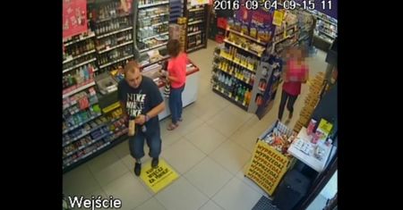 Zbezcześcili ołtarz. Szuka ich policja