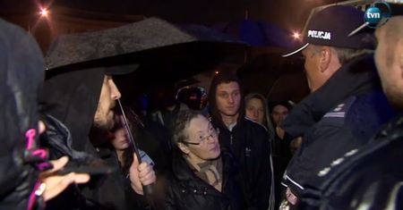 Zatrzymania po "czarnym proteście", policjanci w szpitalu