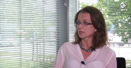 Blogerka: "LEKARZE CELOWO PRZEDŁUŻAJĄ DIAGNOZĘ, żeby prawny moment na aborcje minął"