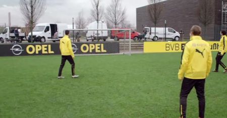 Najlepszy pojedynek: F2 Freestylers z wizytą u Łukasza Piszczka i innych gwiazd BvB