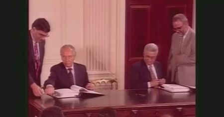 Szimon Peres nie żyje