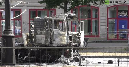 Wybuch ciężarówki w centrum Berlina