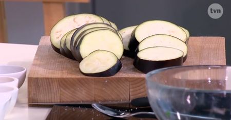 Omlet na słodko z owocami