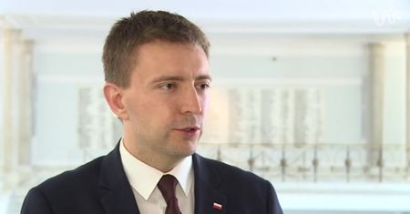 Poseł PiS o KOD: "Doszło do zahamowania tej siły, przegrzali"