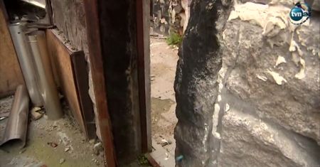 Spłonęło rodzinne muzeum. Pracownicy i córki odbudowują je na własną rękę