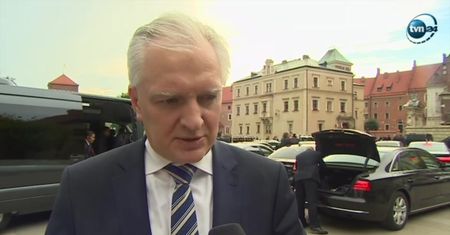 Gowin o apelu papieża: "Czym innym jest troska o uchodźców, a czym innym otwieranie granic Polski!"