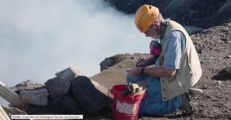 Kilauea kipi lawą. Zobacz czynny wulkan z bliska
