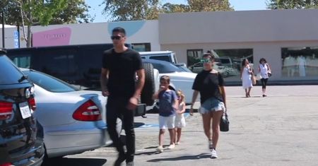 Kourtney Kardashian z dziećmi w Malibu