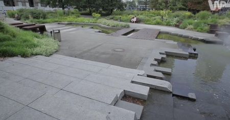 Warszawa w filmie: Gdzie mieszkała kochanka Ochódzkiego?