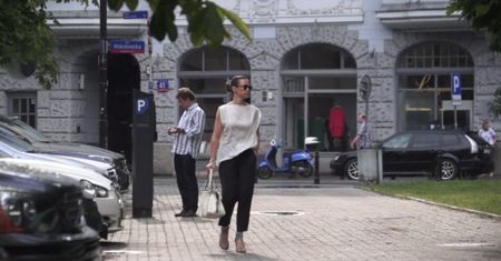 Stylowa Kinga Rusin na mieście