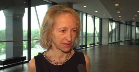 25 lat temu wydano w Polsce pierwszą kartę płatniczą