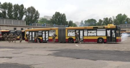 Ćwiczenia antyterrorystyczne w stolicy. "Zakładnicy" odbici
