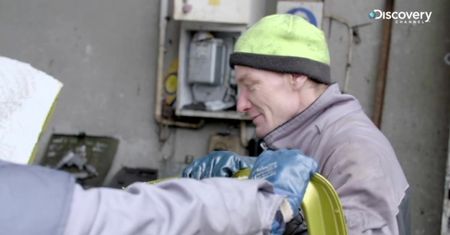 Oto co dzieje się z autem, gdy trafia do złomiarza