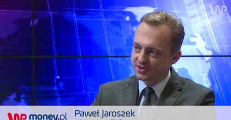 Obniżenie wieku emerytalnego. Większy deficyt FUS, ale najubożsi nie stracą