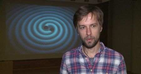 W samym środku Drogi Mlecznej może się znajdować tunel czasoprzestrzenny