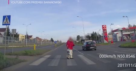 Walka pieszego o przetrwanie. Na ulicy w Kielcach