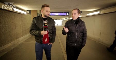 "Podał nam rękę, a potem kopnął". Polityk zdradza kulisy odejścia