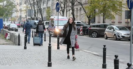 Bijoch i Piróg w tym samym męskim płaszczu. Kto wygląda lepiej?